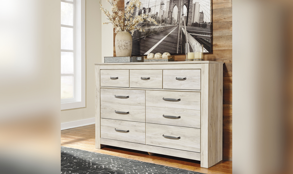 Ashley Bellaby 7 Drawer Bedroom Dresser in Whitewash-Leahyco