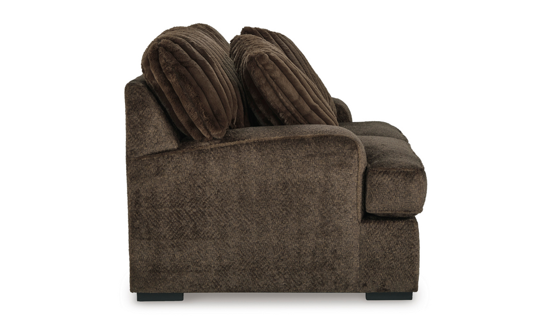 Ashley Aylesworth Fabric Loveseat With Pillows In Chocolate Brown- Leahyco