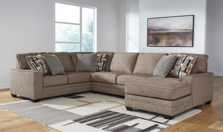 Cannonbrook 3-Piece Sectional with Chaise in Nutmeg-Leahyco 