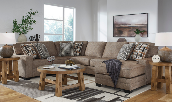 Cannonbrook 3-Piece Sectional with Chaise in Nutmeg-Leahyco 