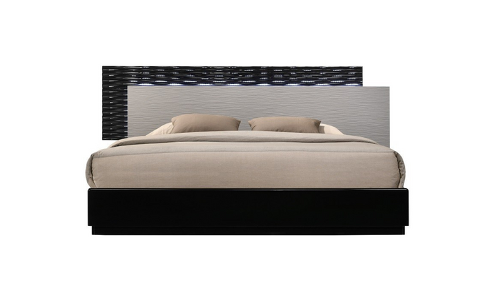 Leahyco Italia Rondo Platform Bedroom Set in Gray Lacquer Finish