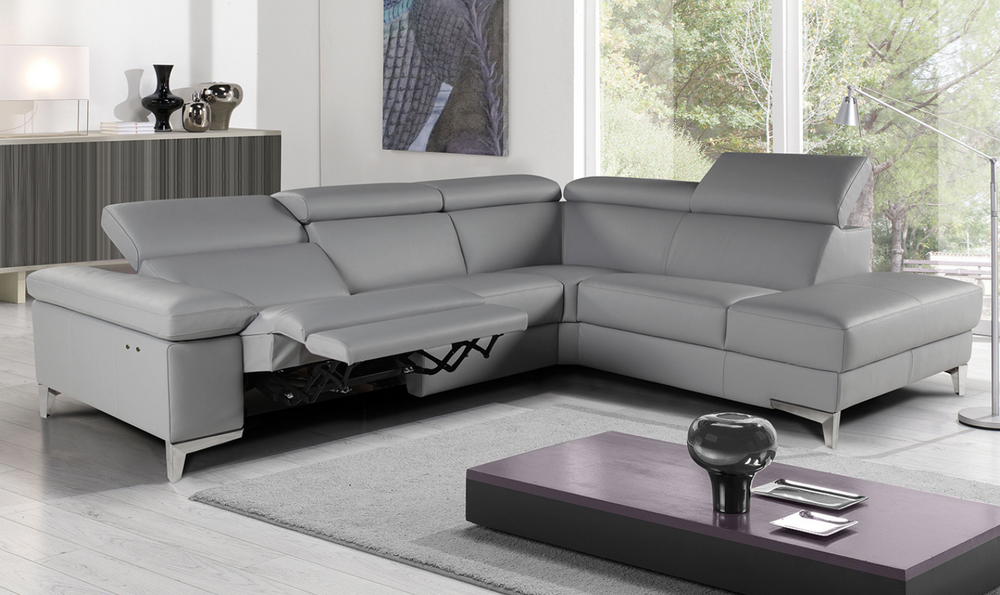 Nicoletti Italia Megan L-Shape Leather Sectional Recliner Sofa w/ Adjustable Headrest- Leahyco