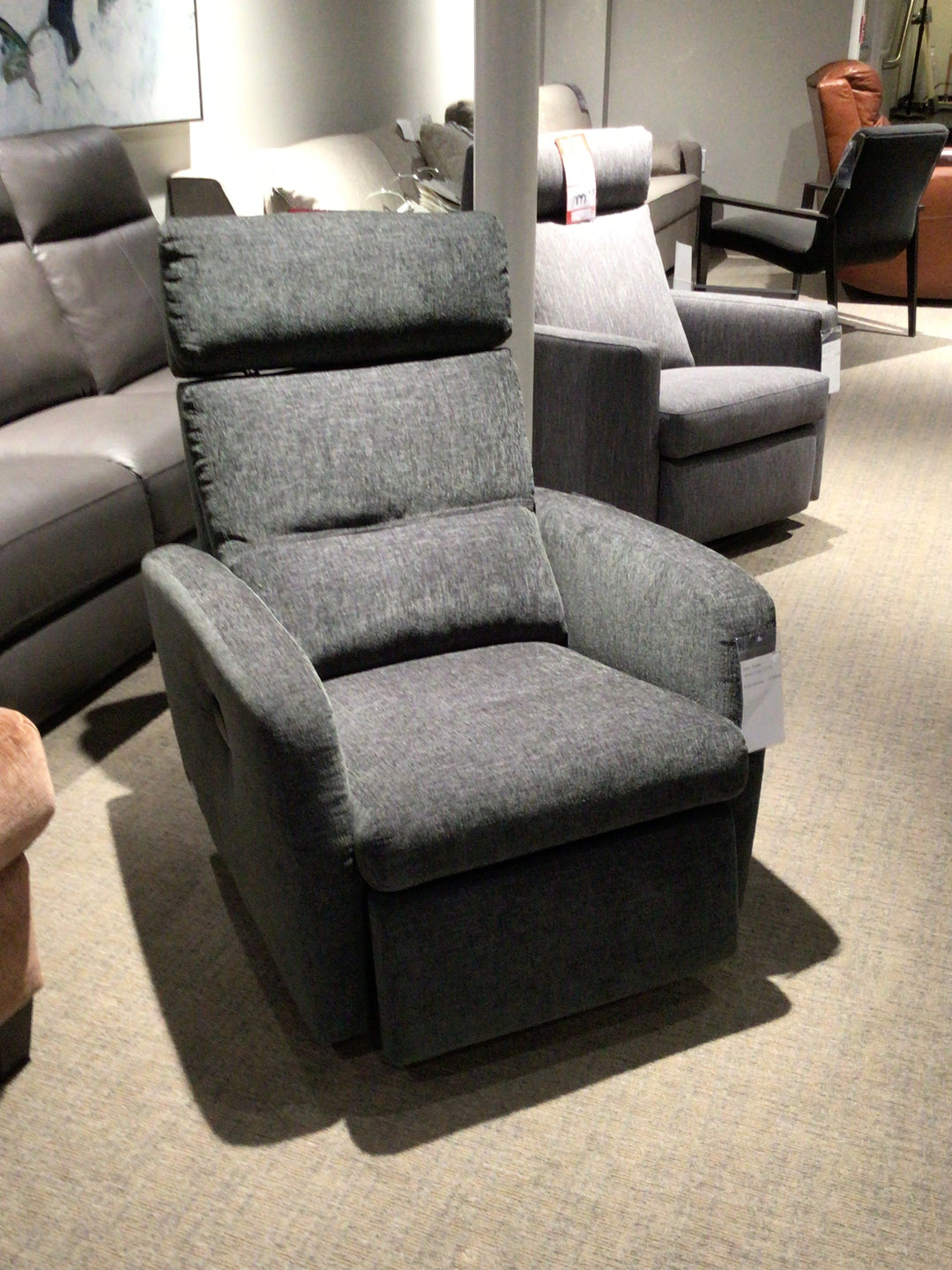 Luonto Sloped power recliner