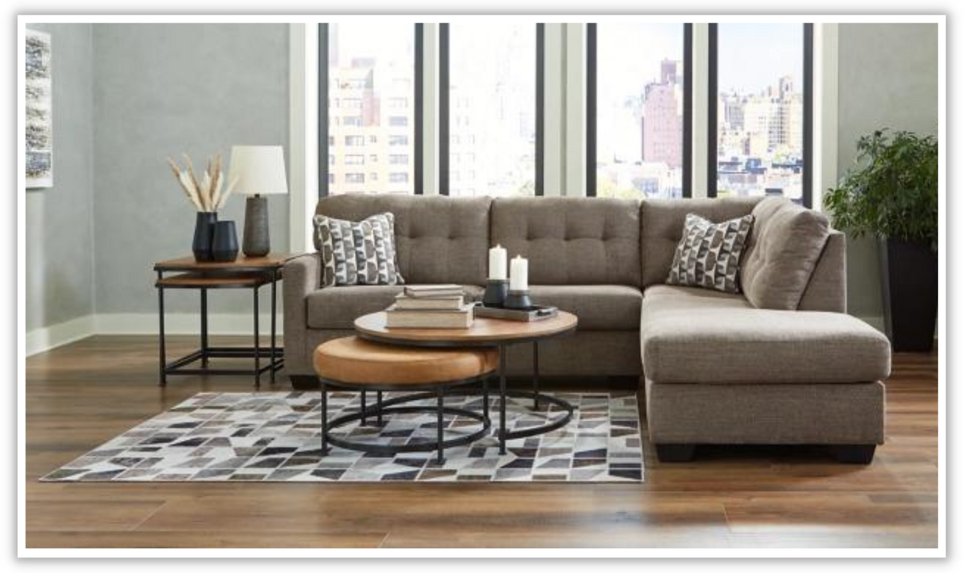 Mahoney 2-Piece Sectional with Chaise