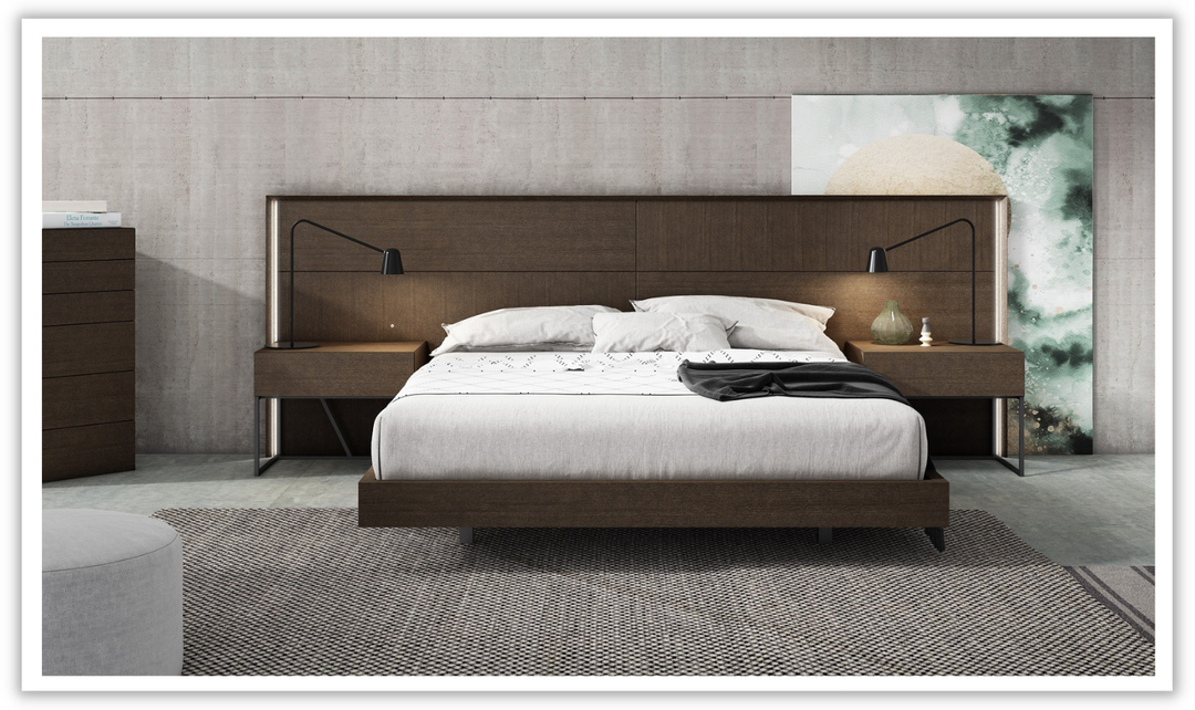 Maison Premium Bed in Brown