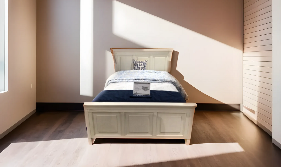 Summer Hill Queen Bed -  Leahyco