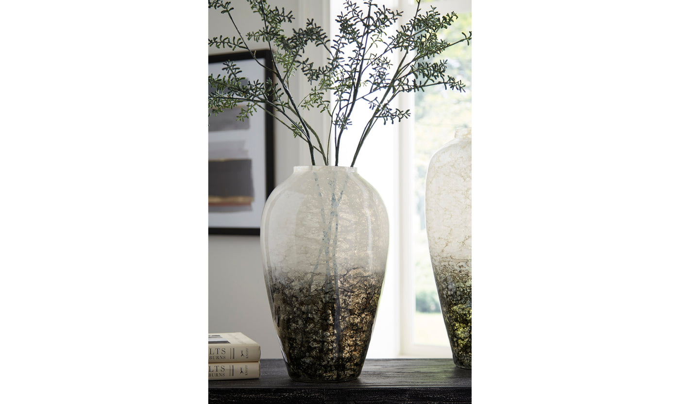 Mirielle Vase