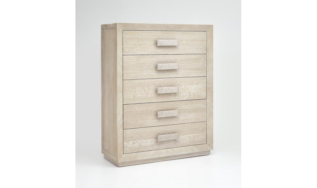 Grand Drawer Chest