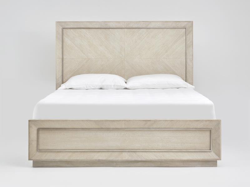 Grand Bed in White