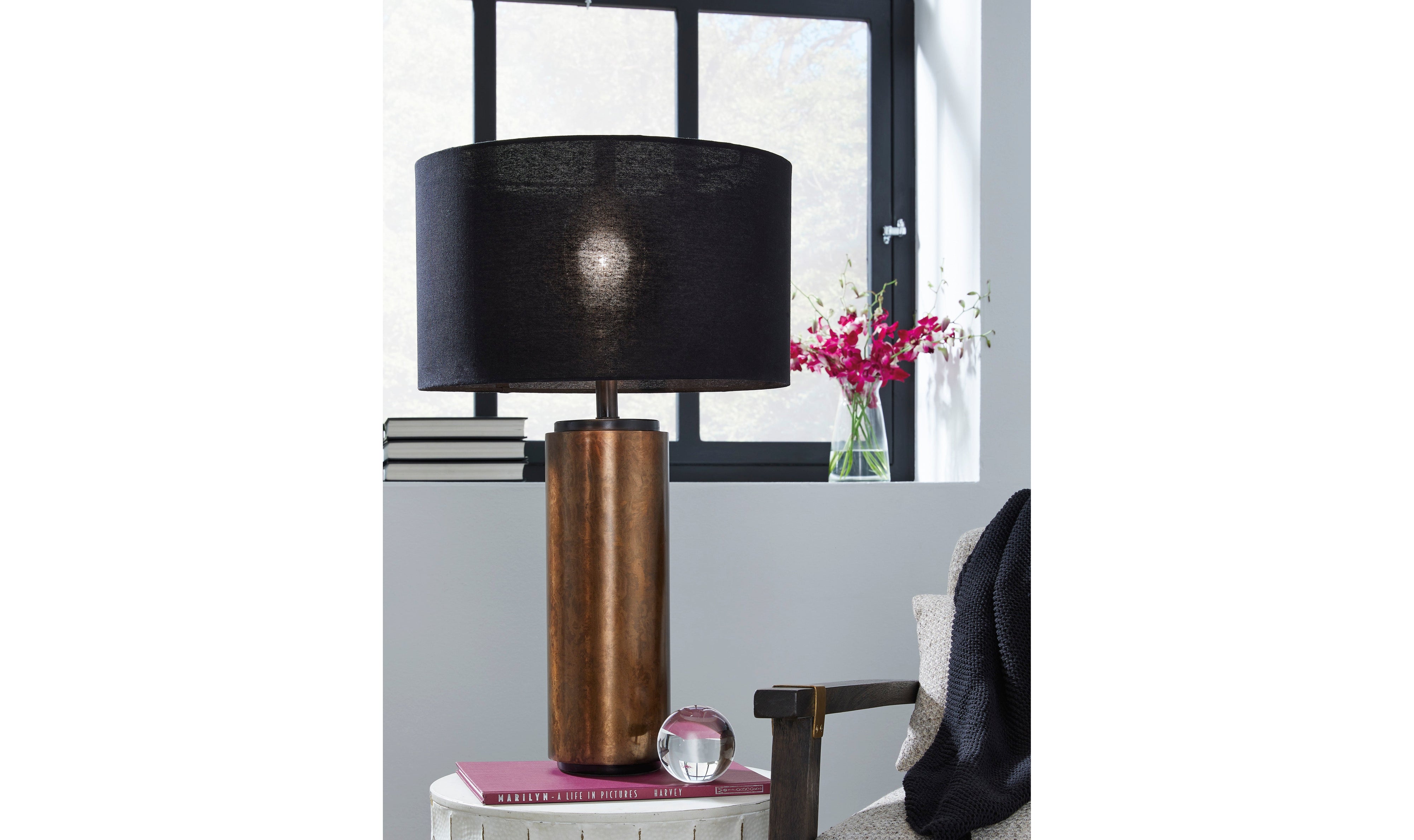 Hildry Table Lamp