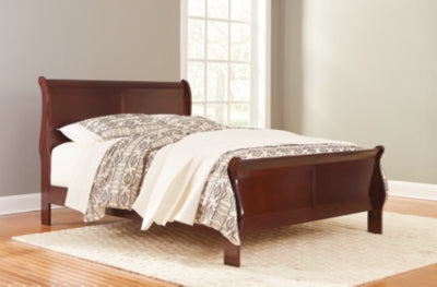 Alisdair Sleigh Bed-Beds-Leahyco