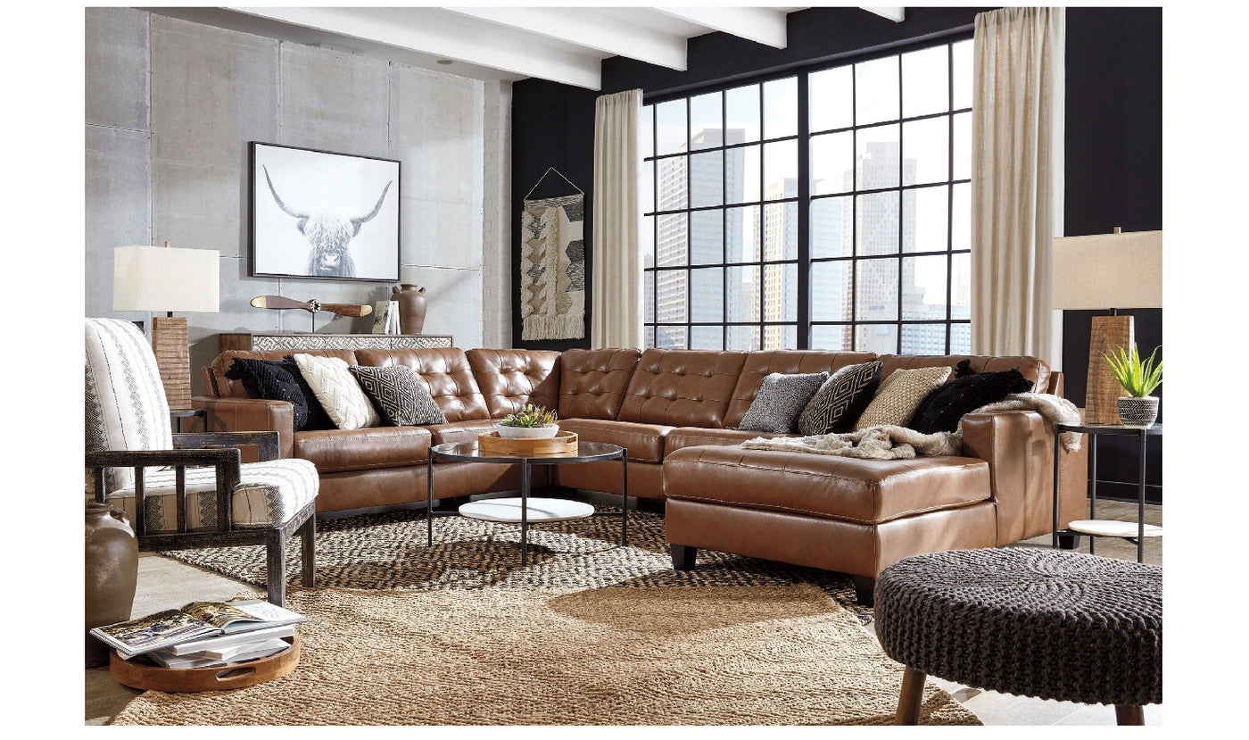 Baskove Sectional-Sectional Sofas-Leahyco