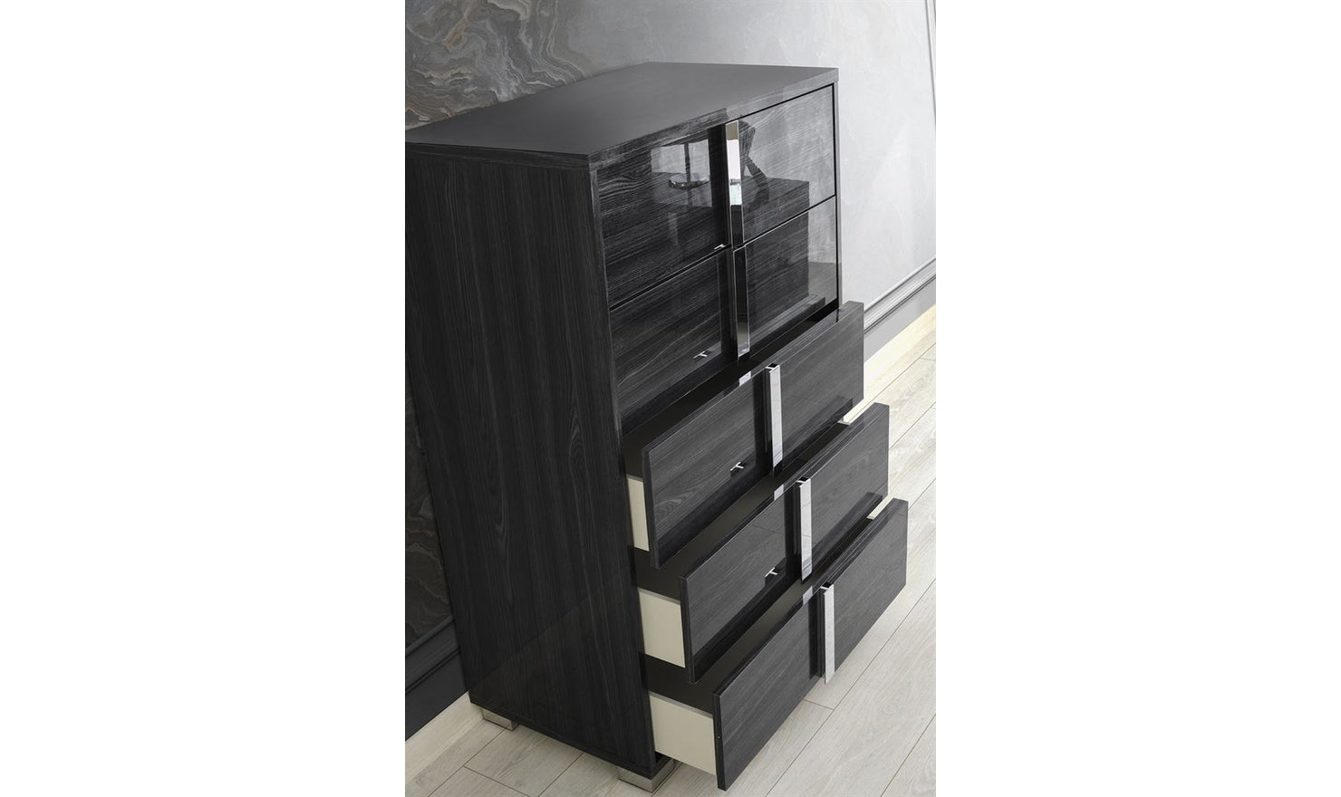 Giulia Chest-Storage Chests-Leahyco