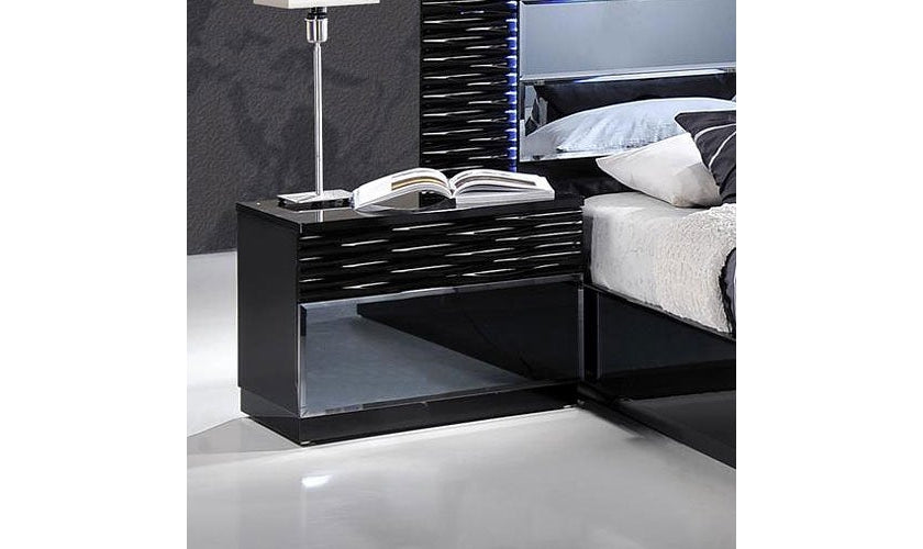 Manhattan Nightstand-Nightstands-Leahyco