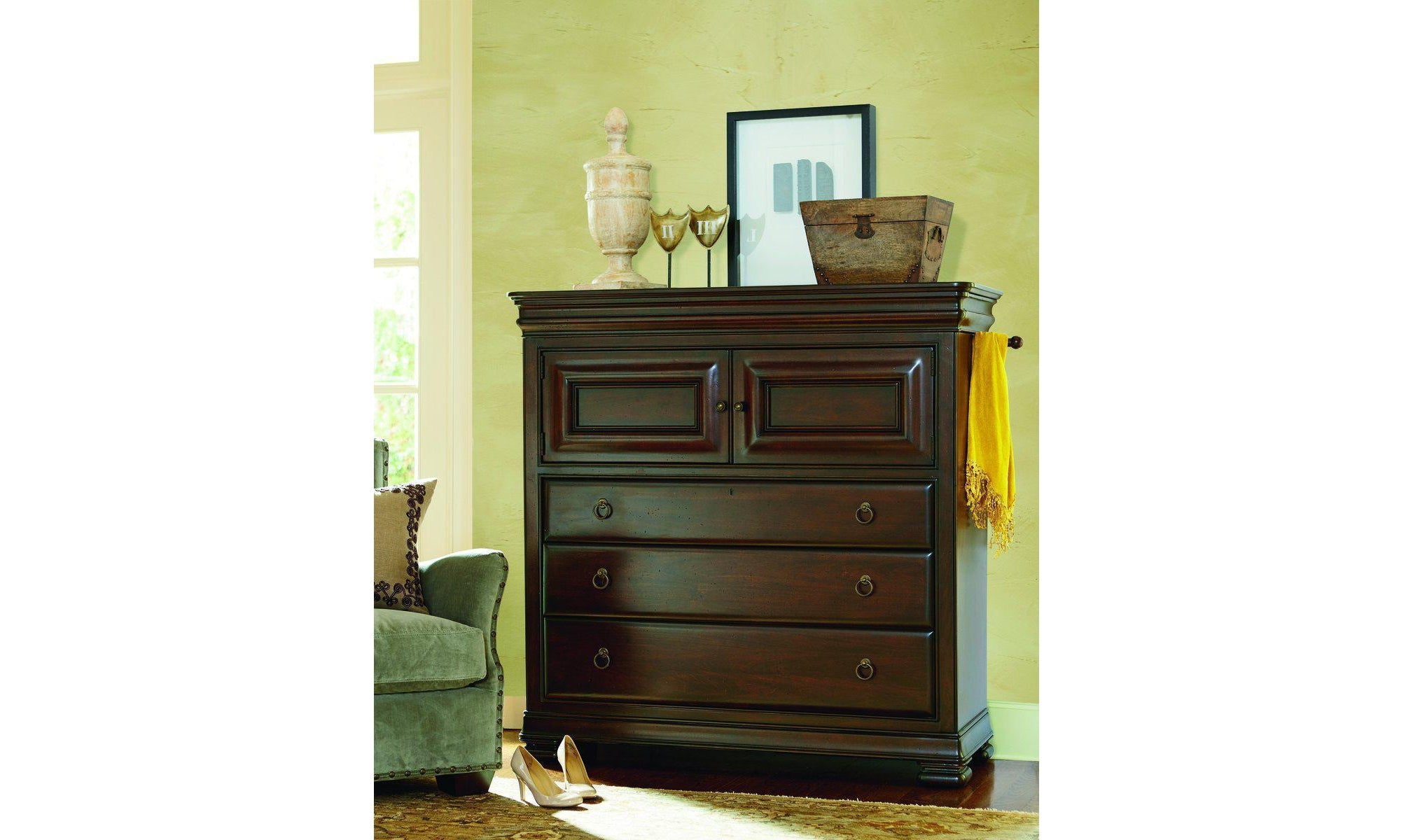 Reprise Dressing Chest-Storage Chests-Leahyco