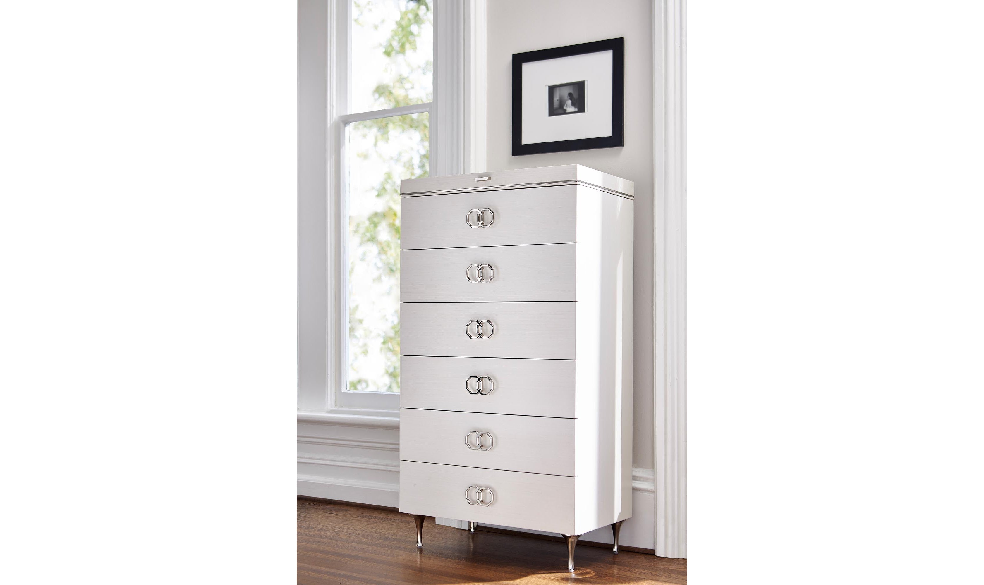 Silhouette Chest-Storage Chests-Leahyco